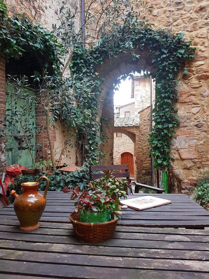 Antico Borgo Di Torri Bed & Breakfast Sovicille Ngoại thất bức ảnh