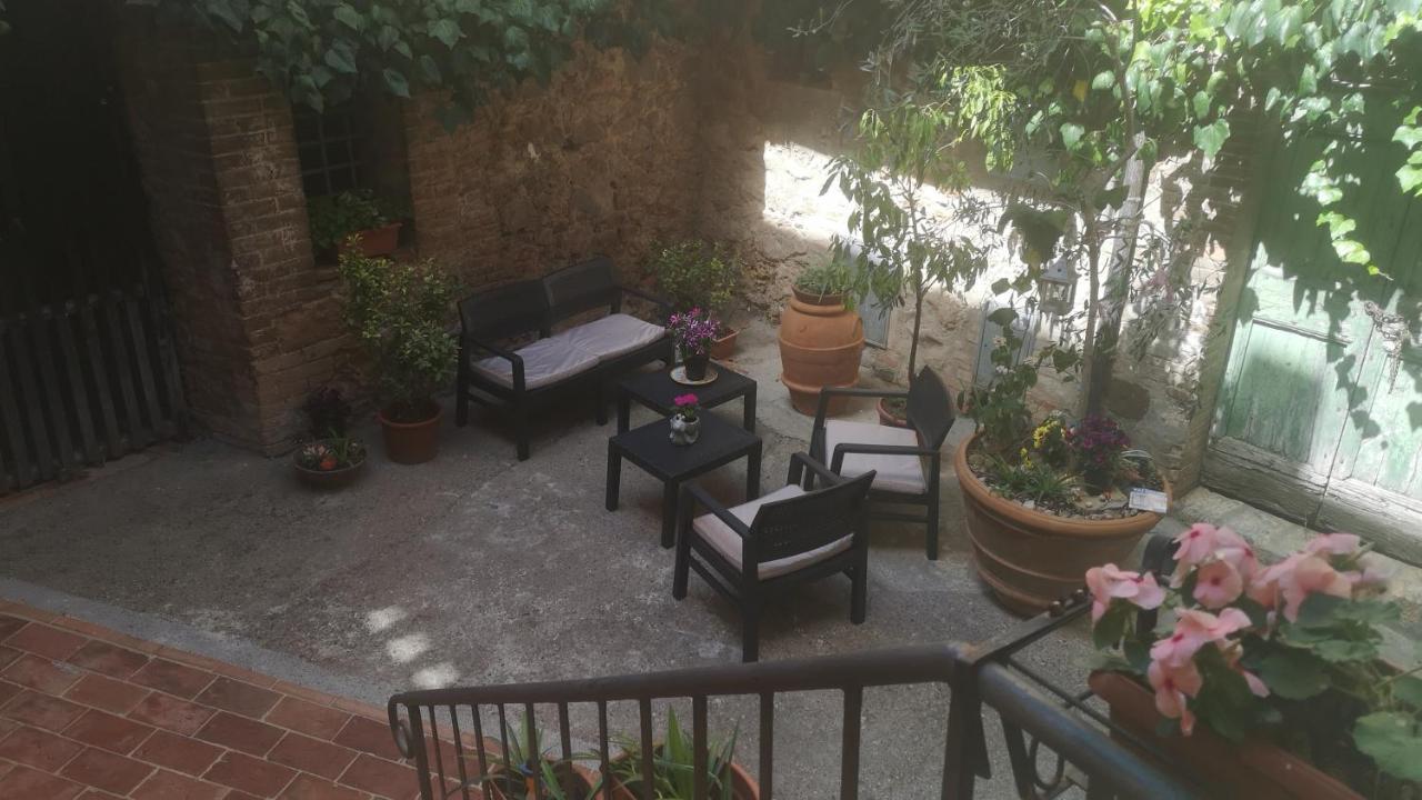 Antico Borgo Di Torri Bed & Breakfast Sovicille Ngoại thất bức ảnh