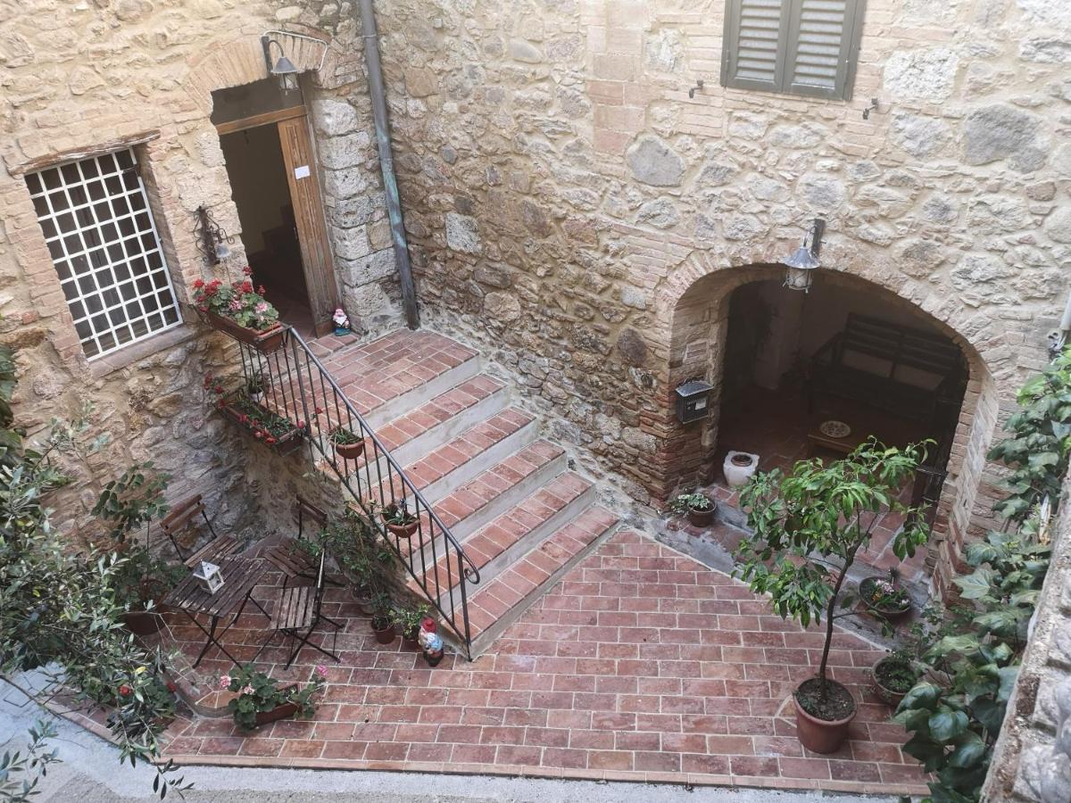 Antico Borgo Di Torri Bed & Breakfast Sovicille Ngoại thất bức ảnh