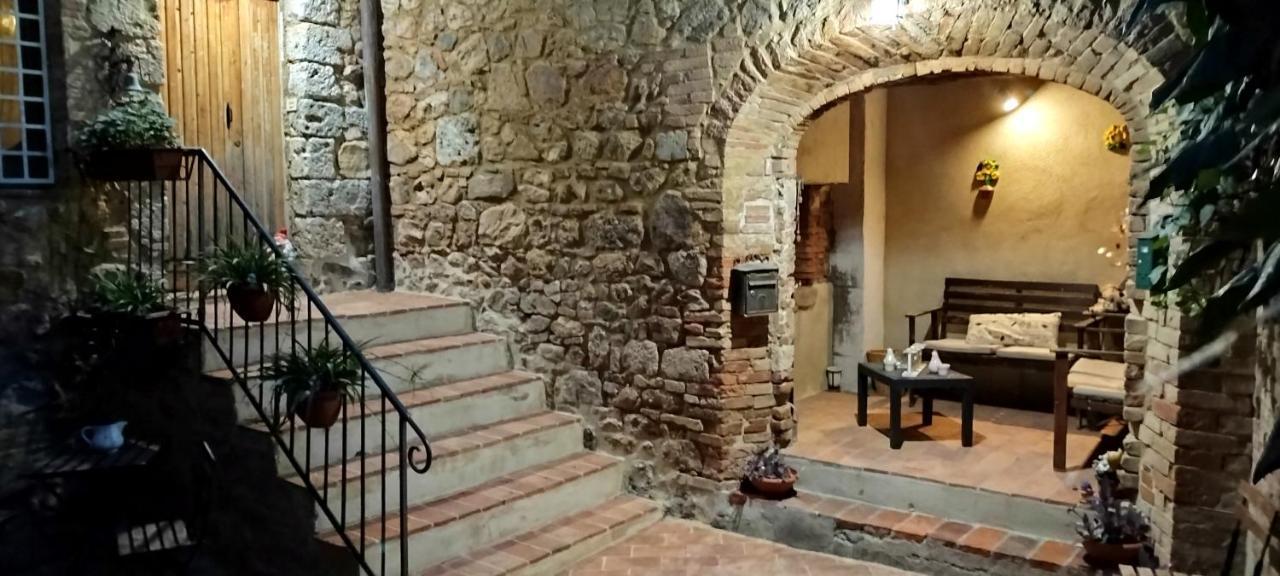 Antico Borgo Di Torri Bed & Breakfast Sovicille Ngoại thất bức ảnh