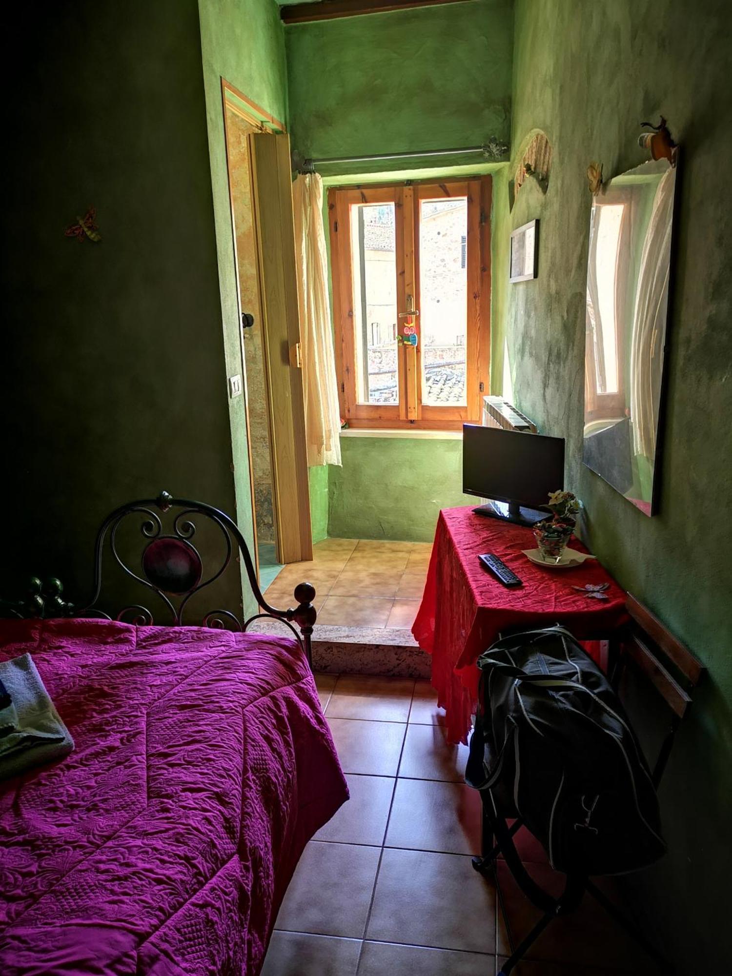 Antico Borgo Di Torri Bed & Breakfast Sovicille Ngoại thất bức ảnh